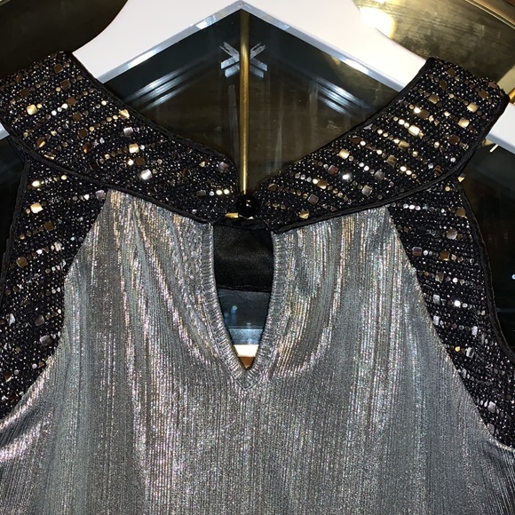 Rotita Boutique Iridescent & Shimmer Metallic Pleated Cold Shoulder Halter Top - Picture 14 of 16